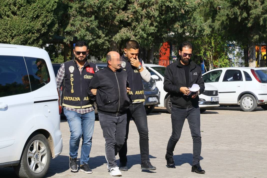 Eşinin kendisini aldattığını sanıp öldürdü! Gerçek bambaşka çıktı 2